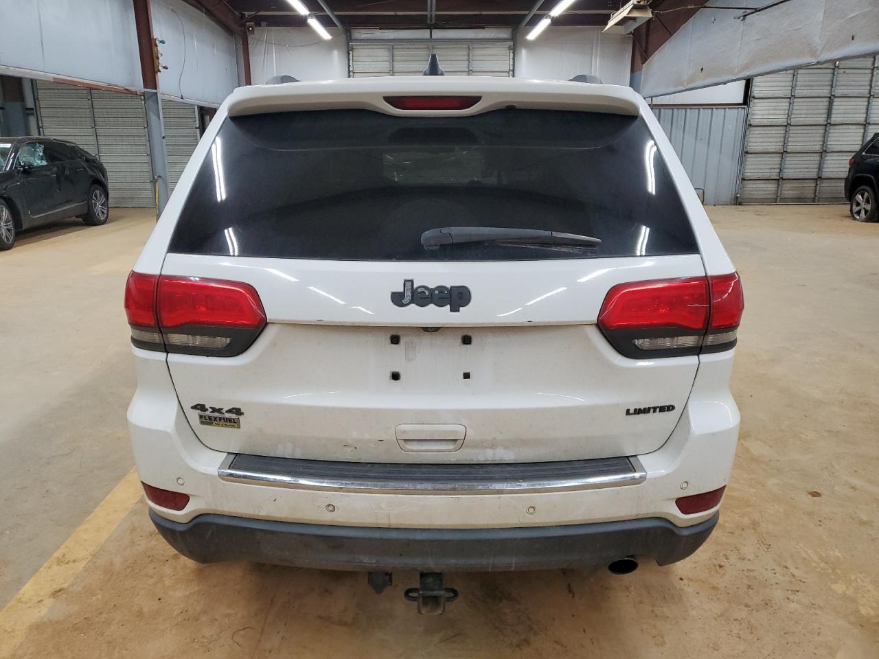 2015 Jeep Grand Cherokee - Image 6