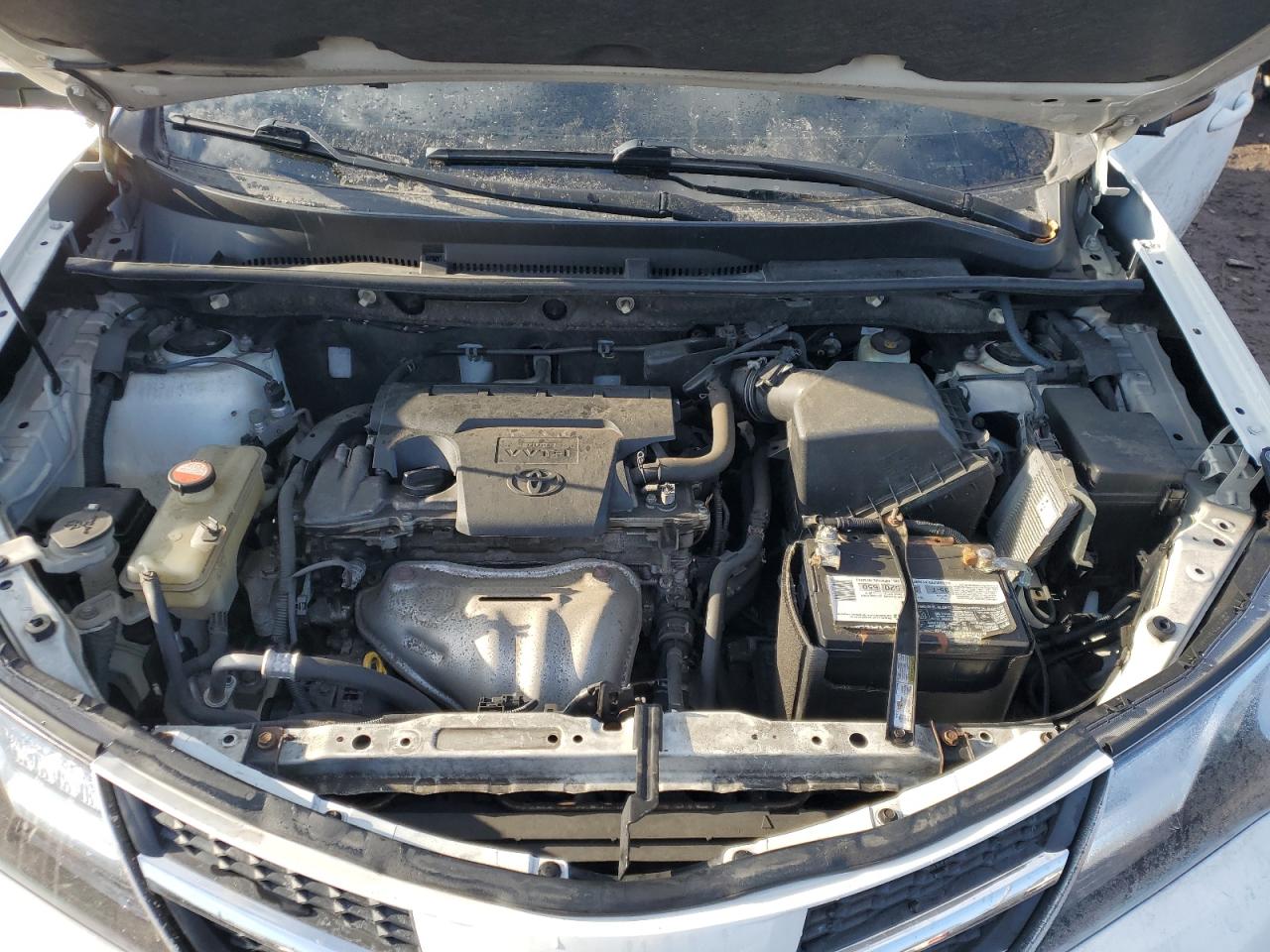 2015 Toyota RAV 4 - Image 12