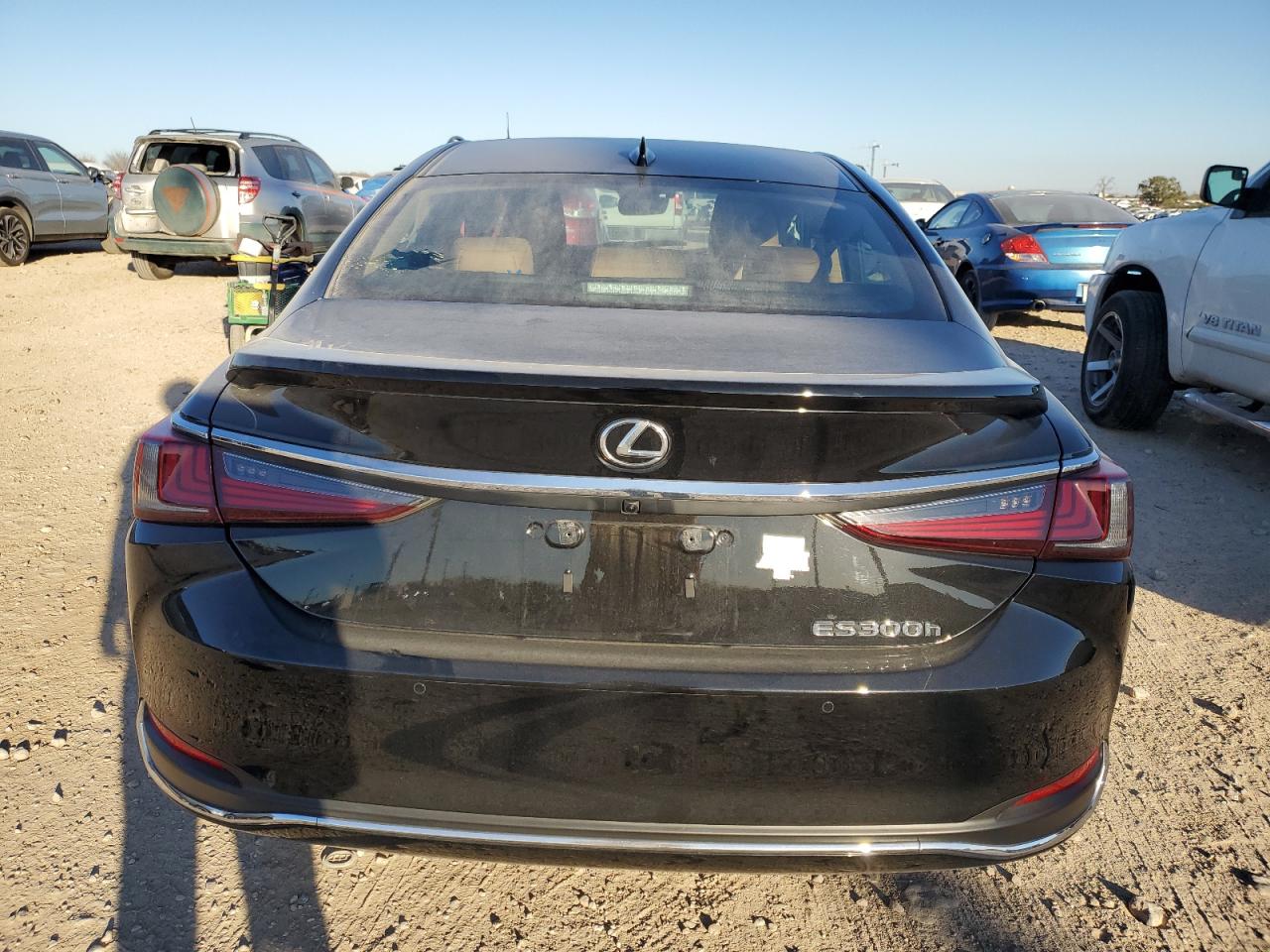 2024 Lexus ES - Image 6