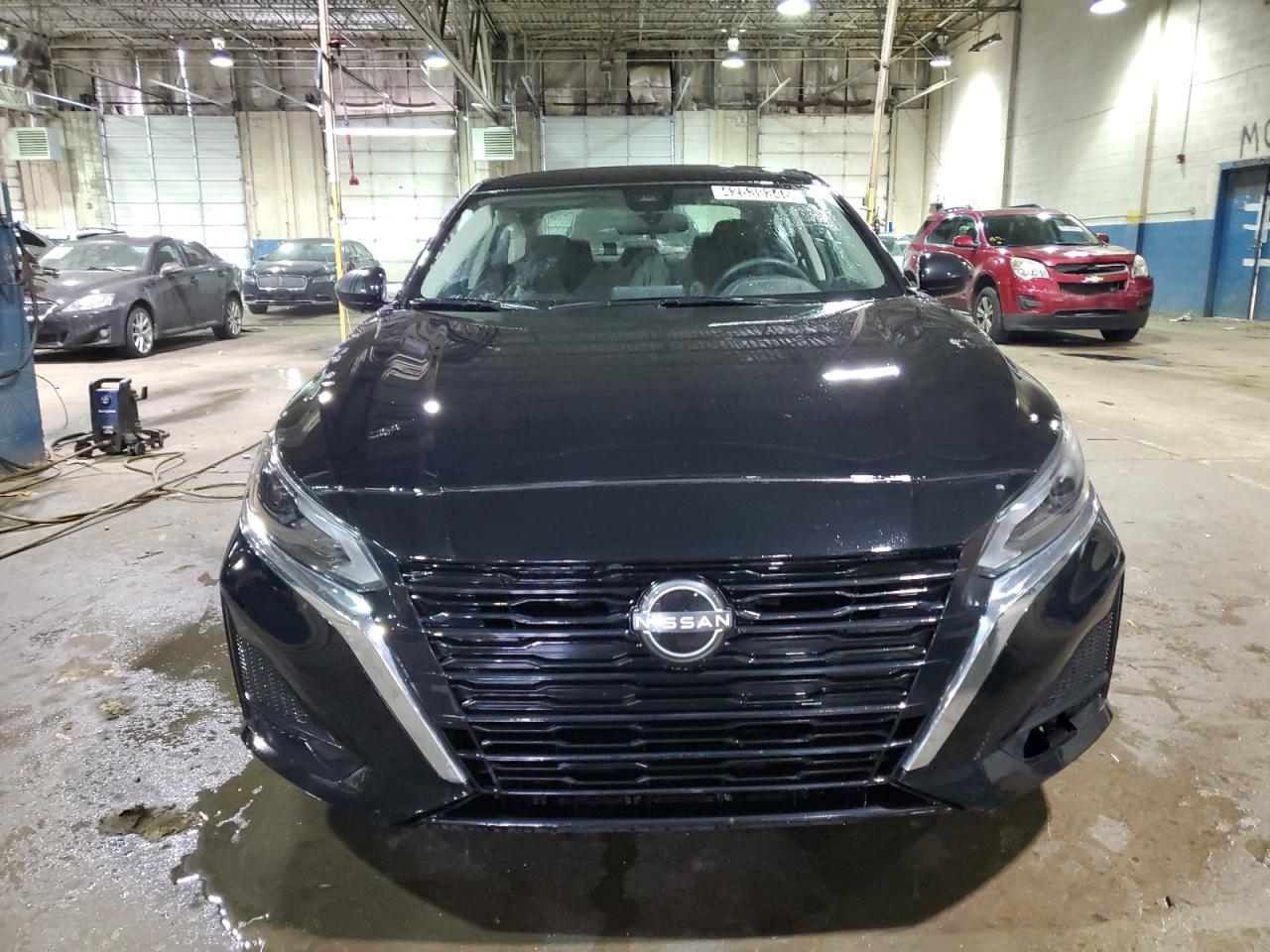 2024 Nissan Altima - Image 5