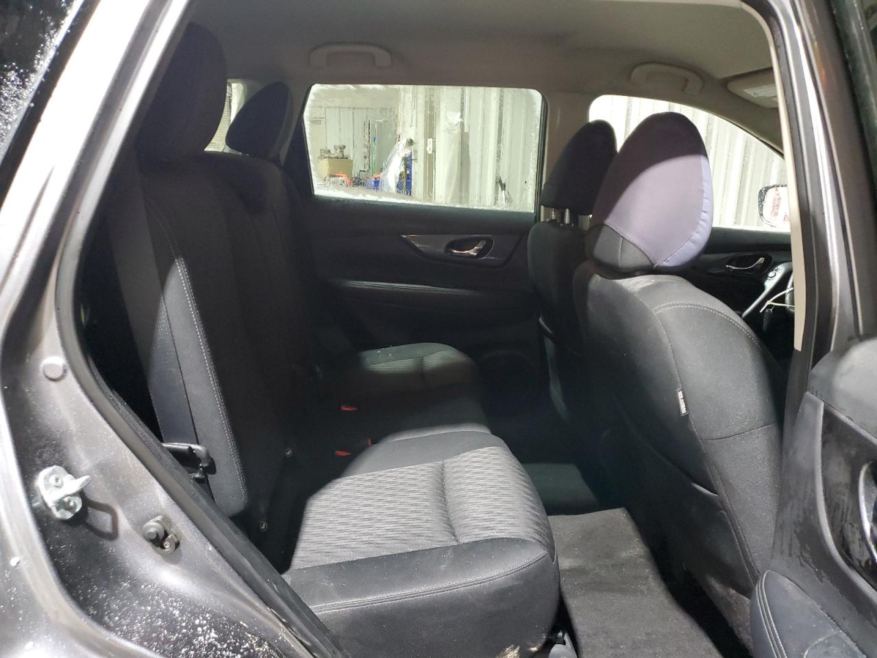 2017 Nissan Rogue - Image 11