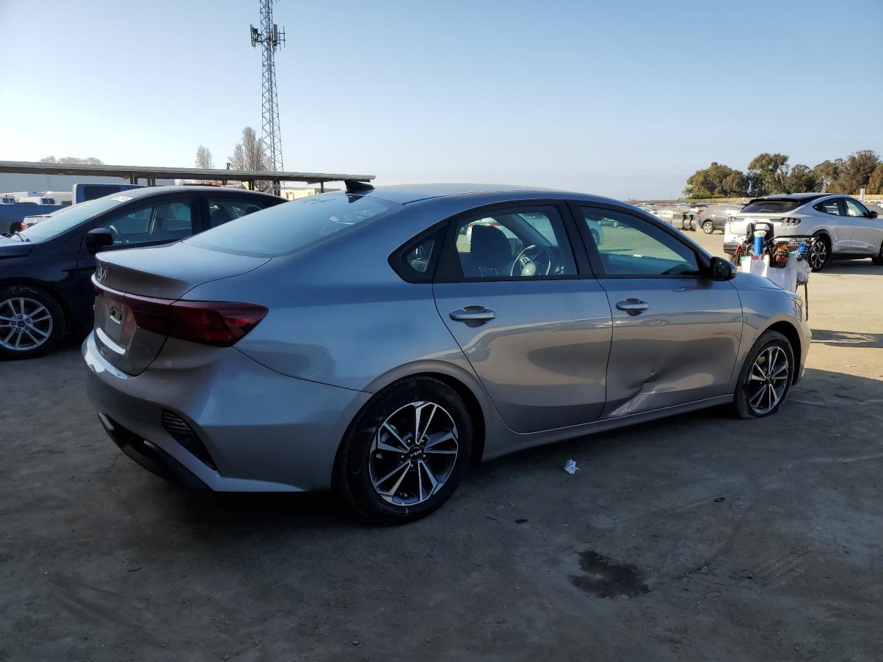 2024 Kia Forte - Image 3
