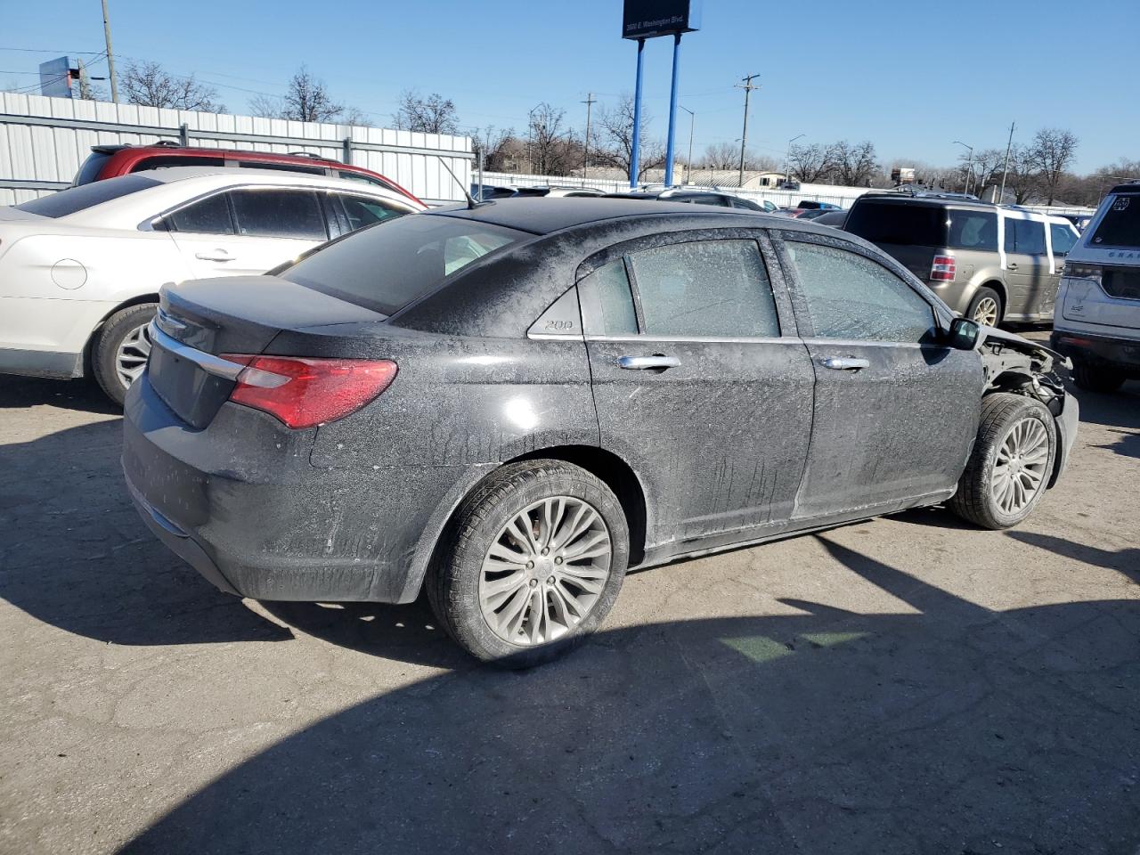 2012 Chrysler 200 - Image 3