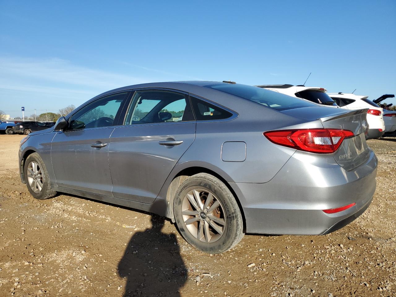 2017 Hyundai Sonata - Image 2