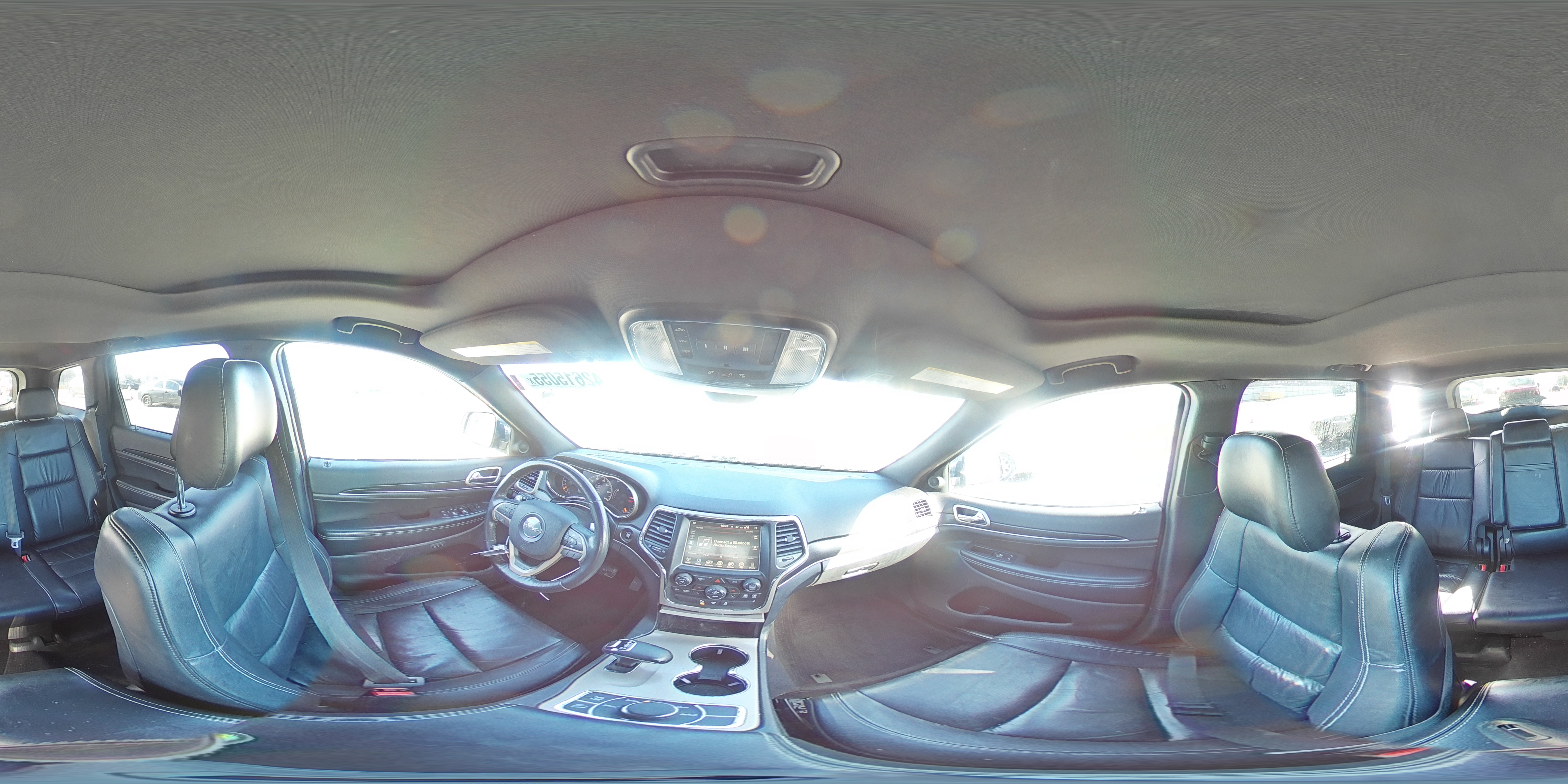 2015 Jeep Grand Cherokee - Image 16