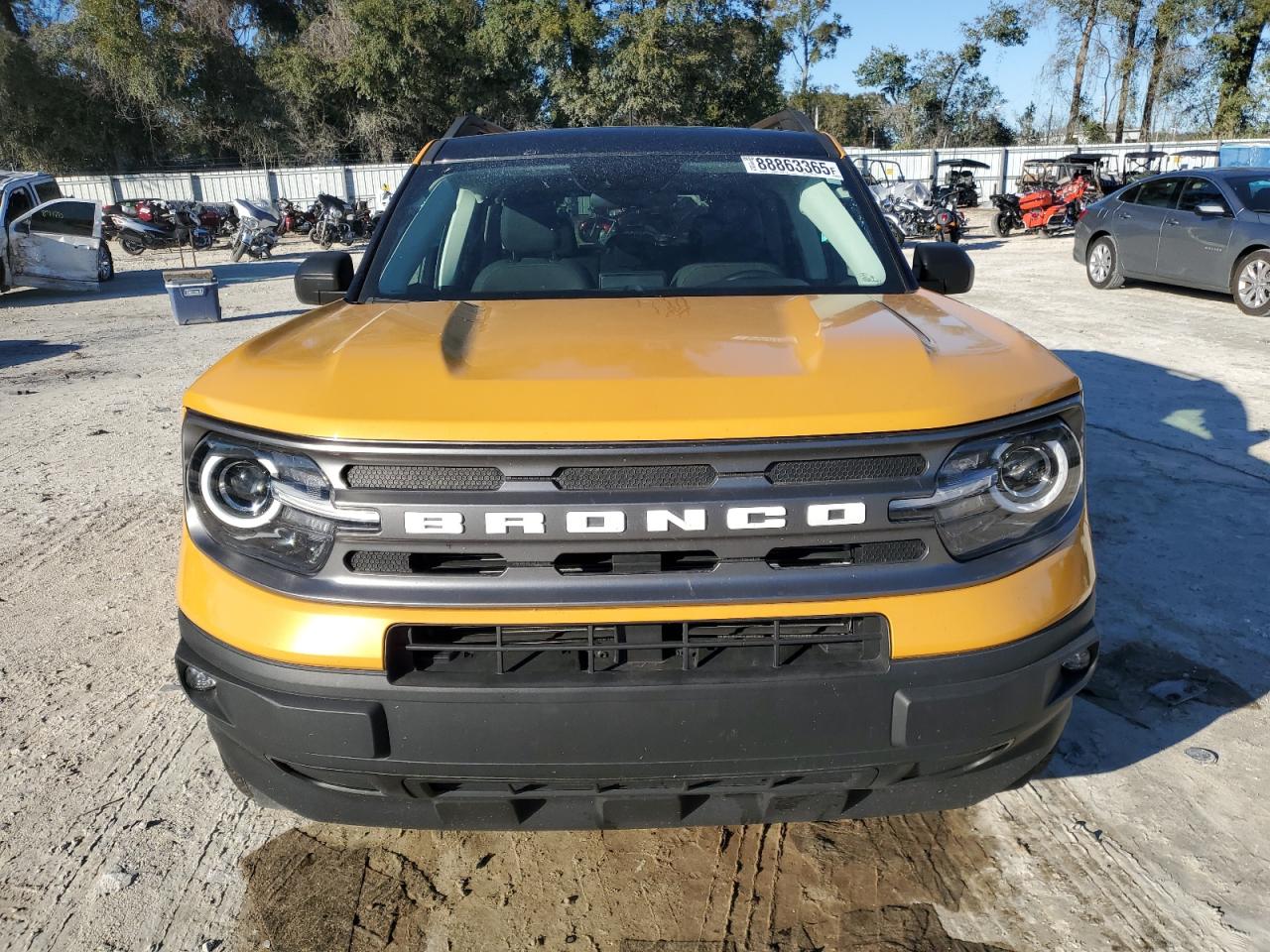 2022 Ford Bronco - Image 5