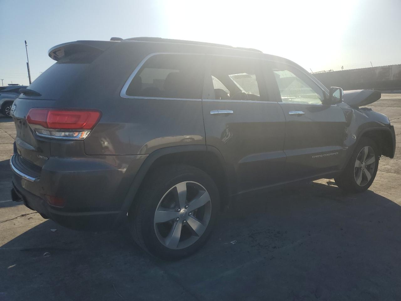 2014 Jeep Grand Cherokee - Image 3