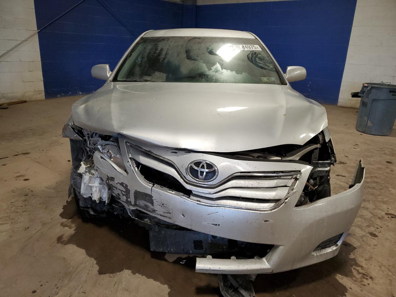 2011 Toyota Camry - Image 5