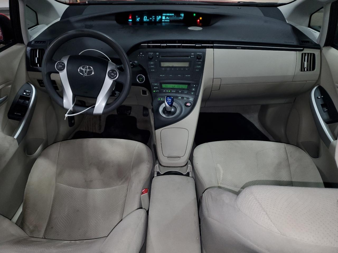 2010 Toyota Prius - Image 8