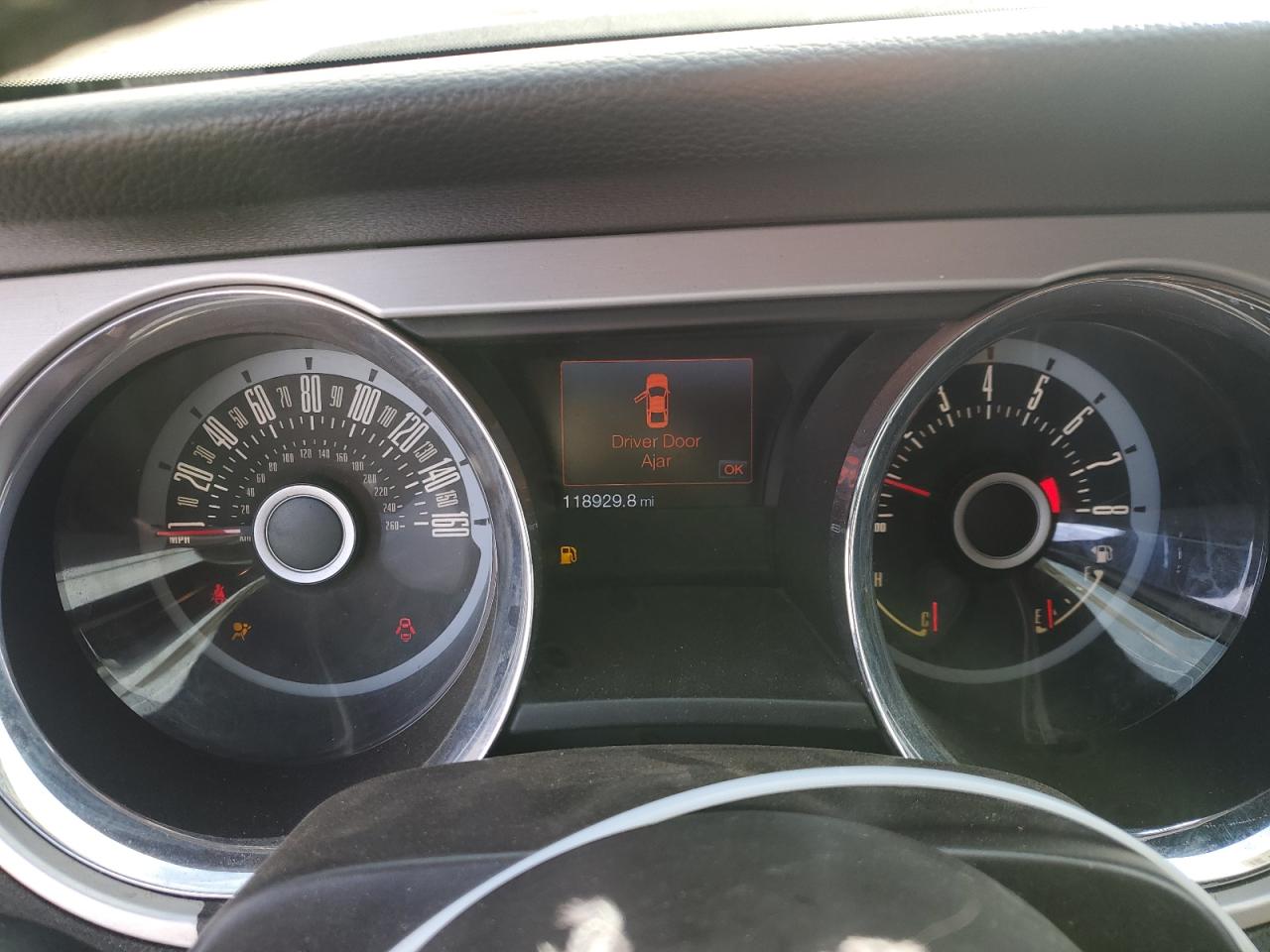 2013 Ford Mustang - Image 9