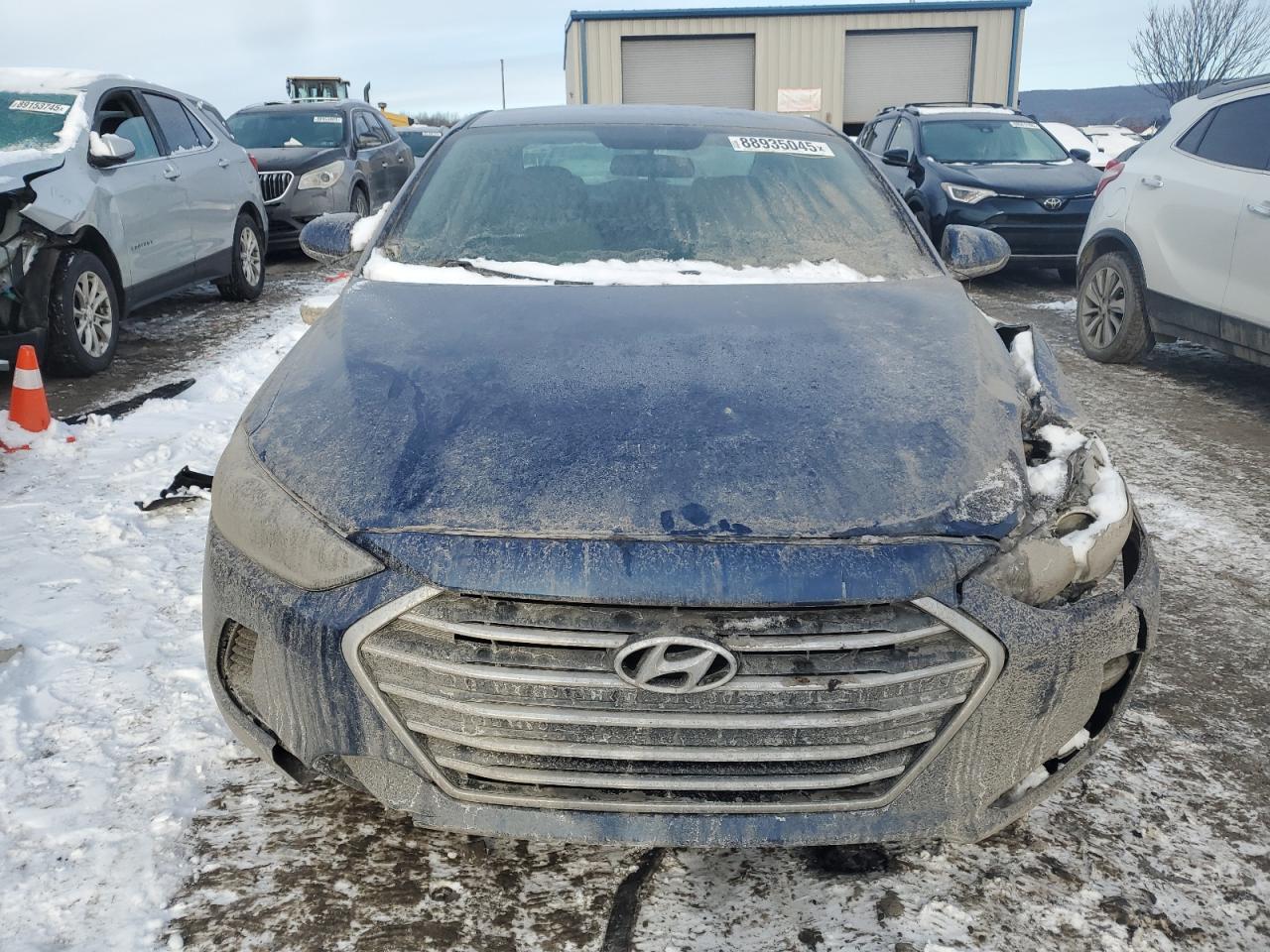 2017 Hyundai Elantra - Image 5