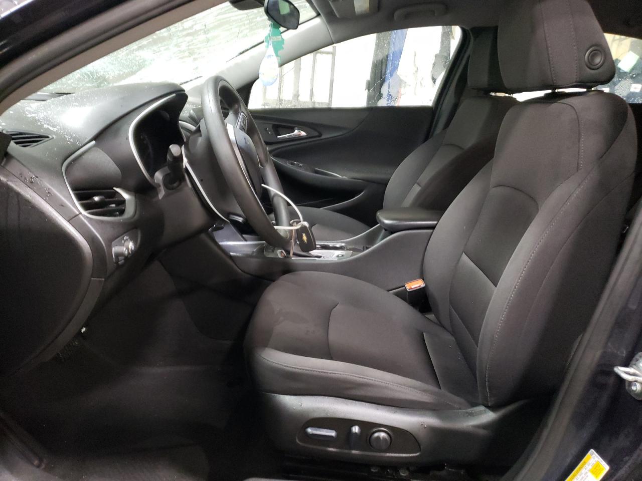 2023 Chevrolet Malibu - Image 7