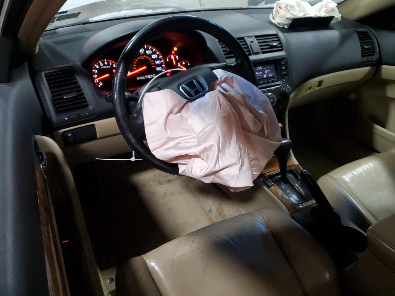 2005 Honda Accord - Image 8