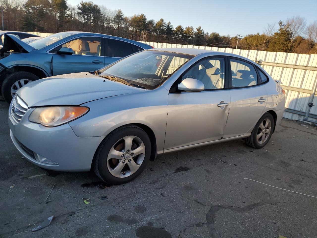 2010 Hyundai Elantra - Image 1