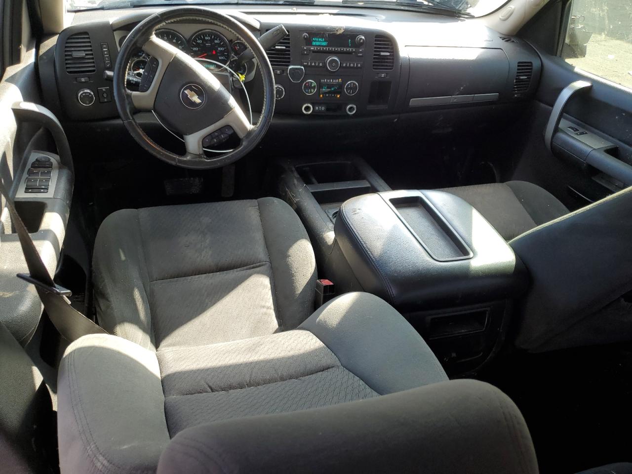 2008 Chevrolet Silverado - Image 8