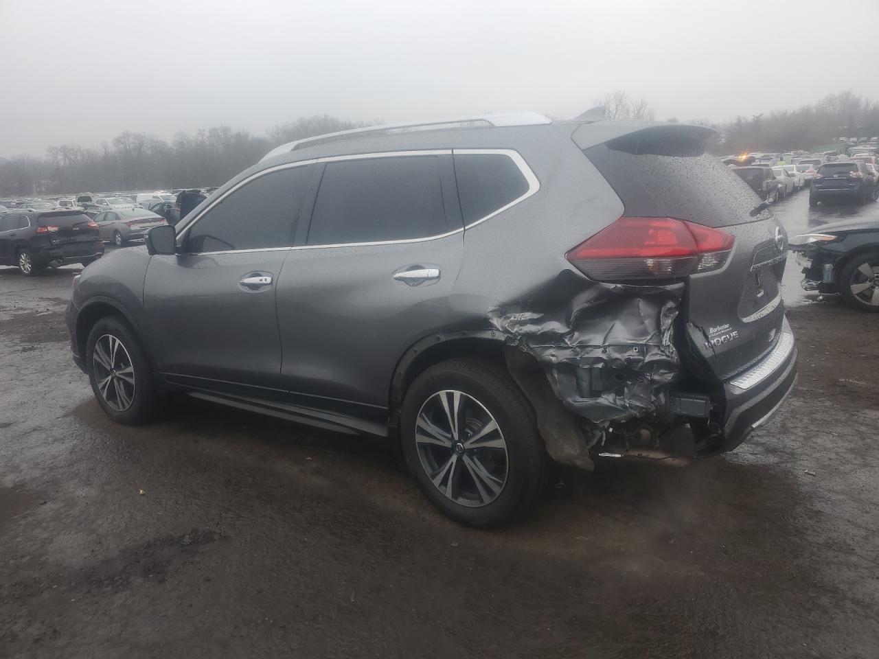 2020 Nissan Rogue - Image 2