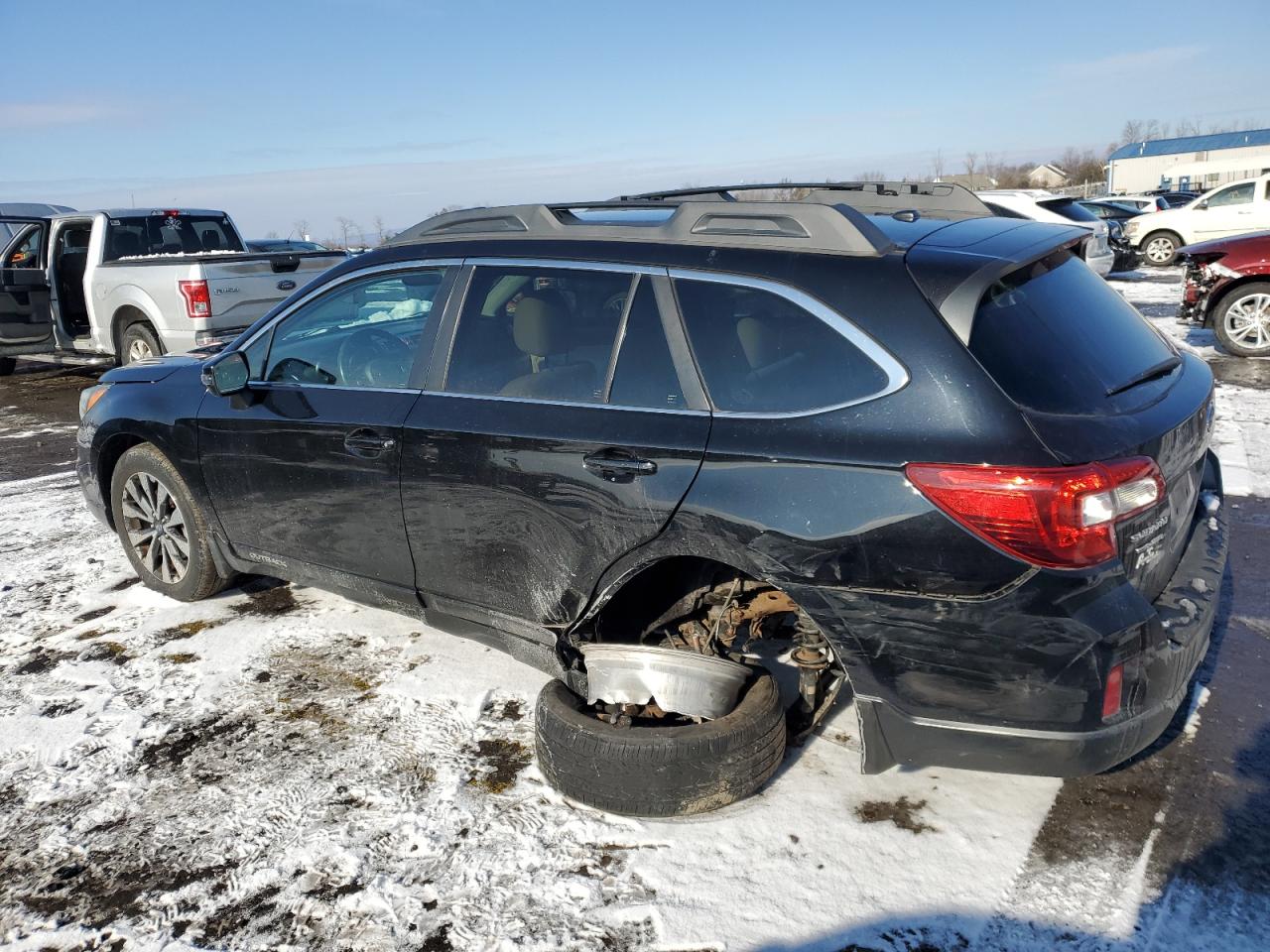 2015 Subaru Outback - Image 2