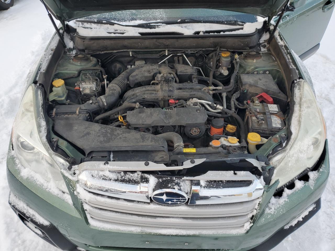 2013 Subaru Outback - Image 12