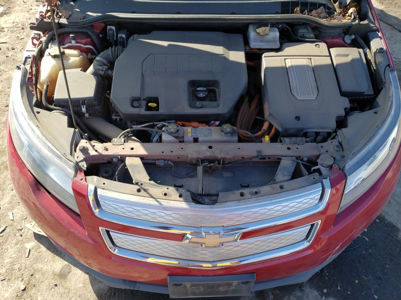2015 Chevrolet Volt - Image 11