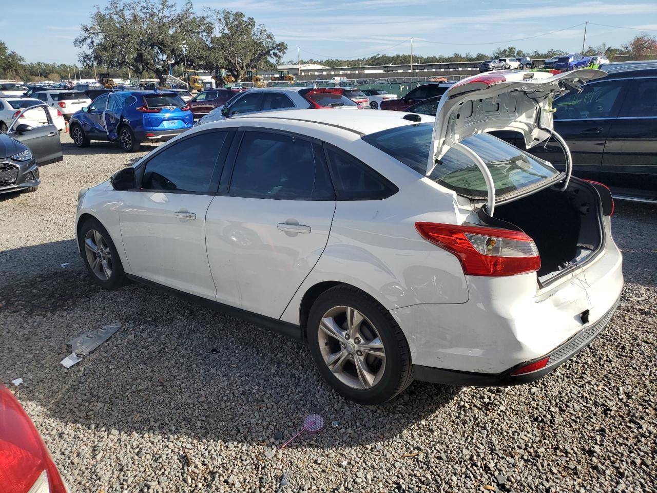 2014 Ford Focus - Image 2