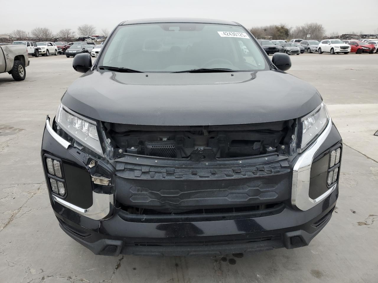 2021 Mitsubishi Outlander - Image 5