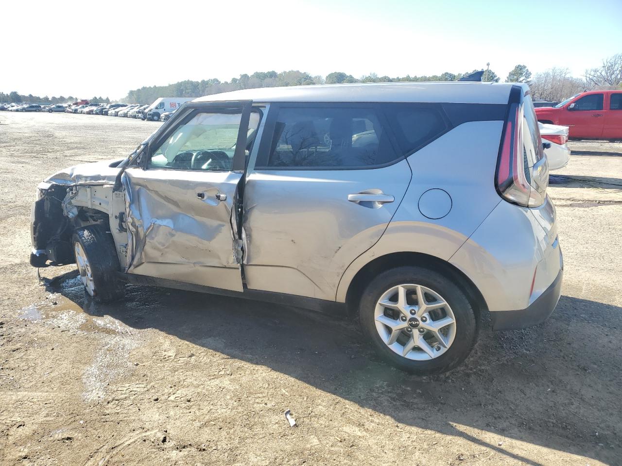 2023 Kia Soul - Image 2