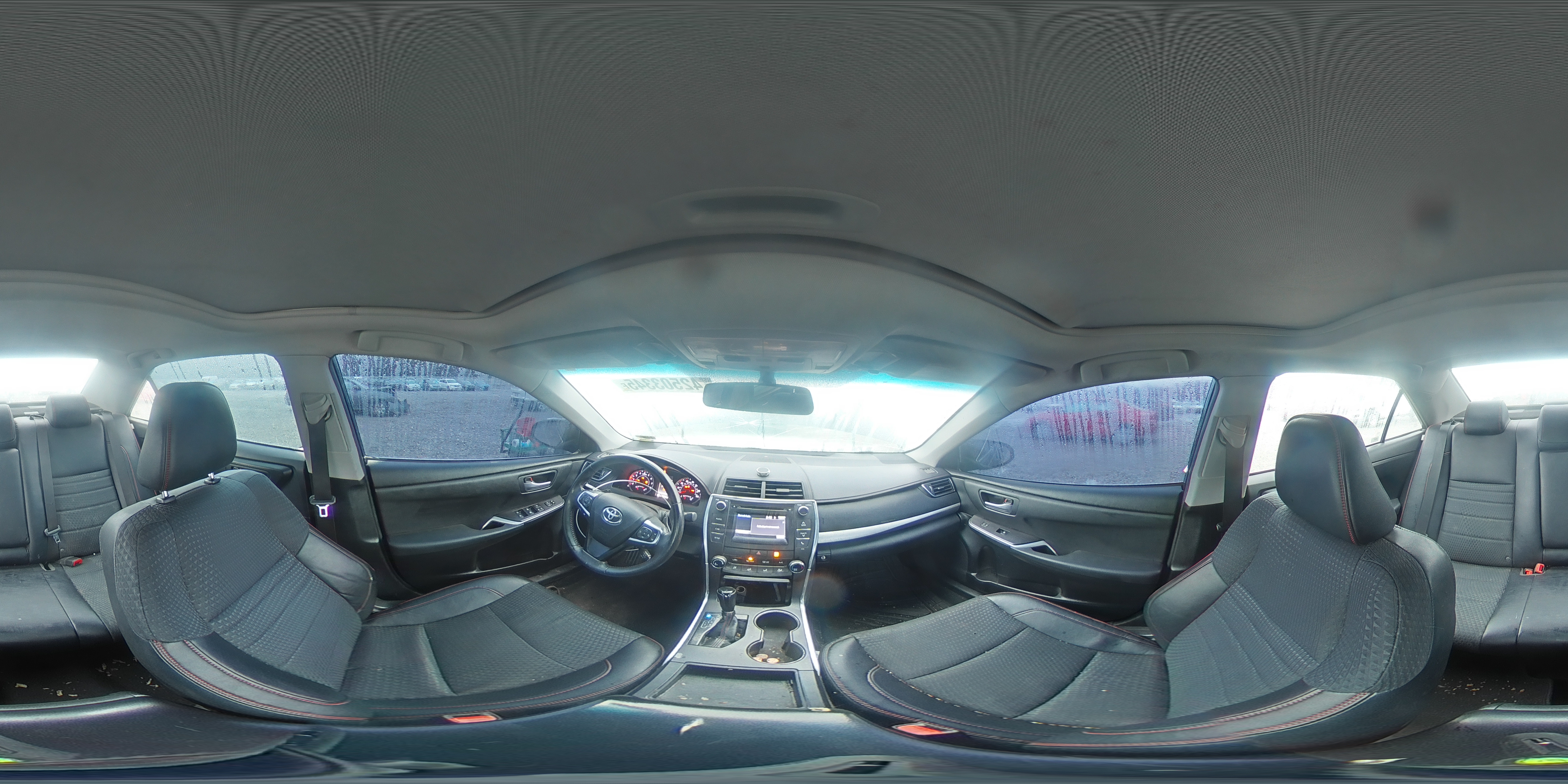 2015 Toyota Camry - Image 13
