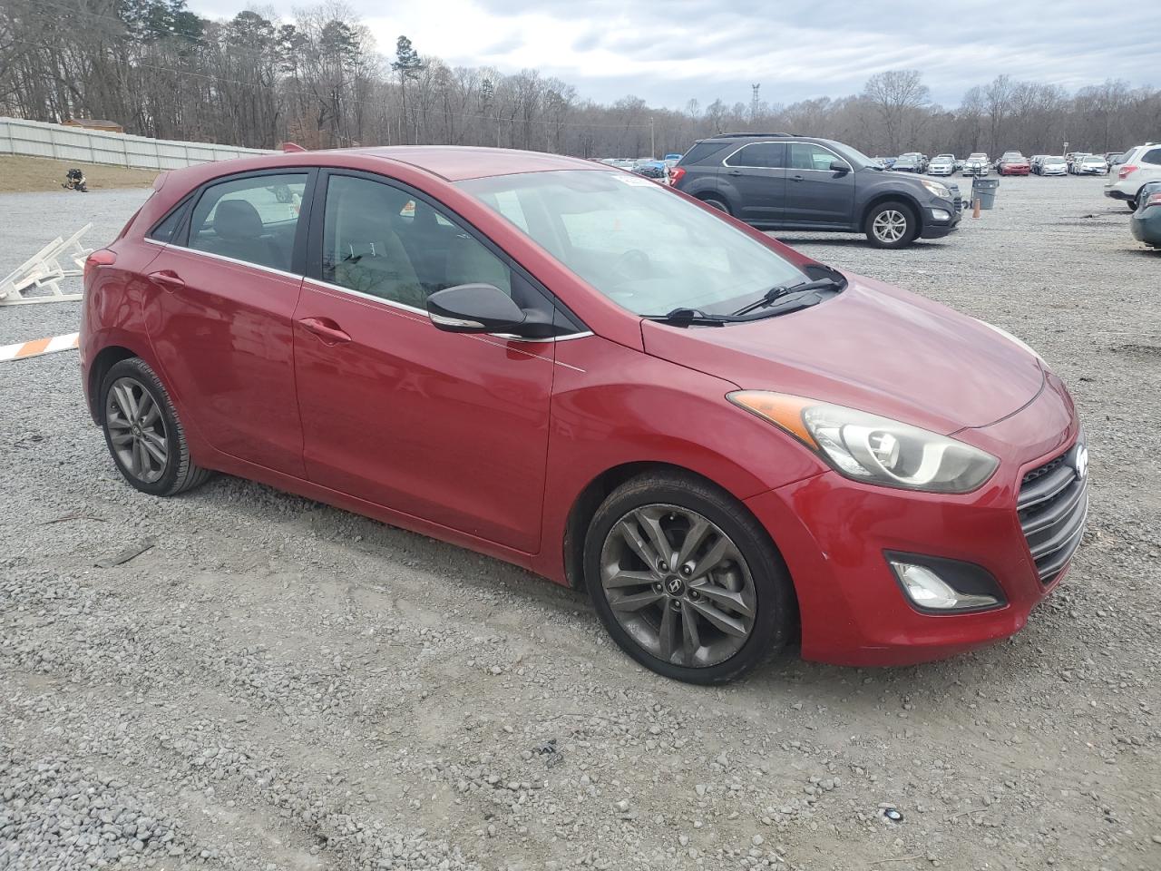 2016 Hyundai Elantra - Image 4