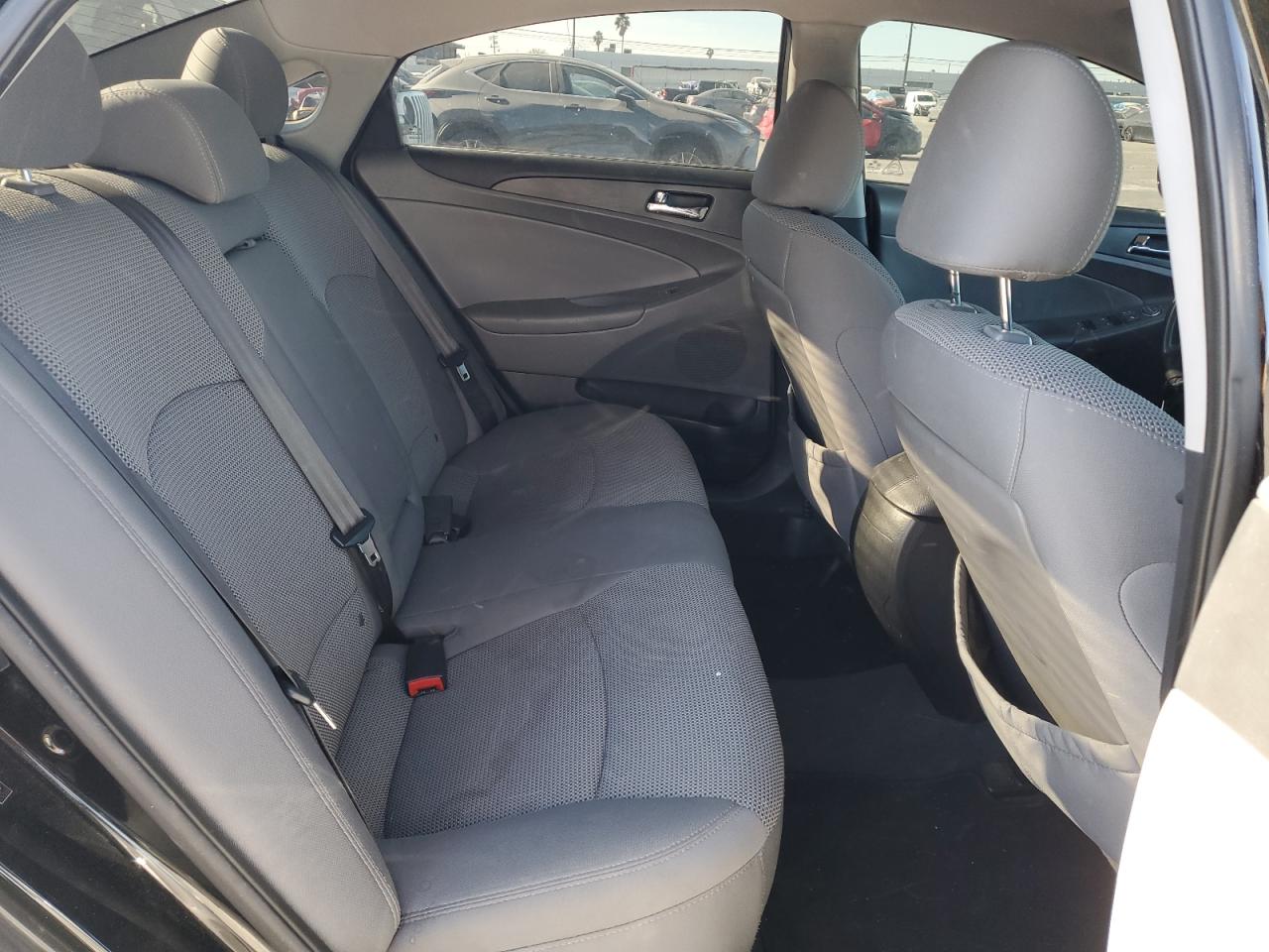 2014 Hyundai Sonata - Image 10