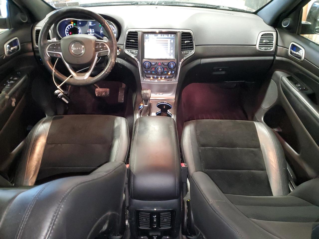 2017 Jeep Grand Cherokee - Image 8