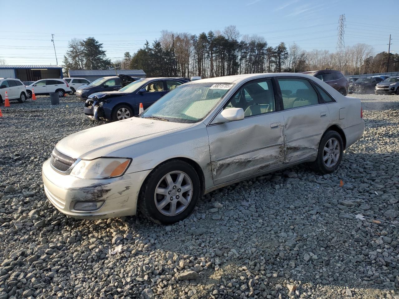 2000 Toyota Avalon - Image 1