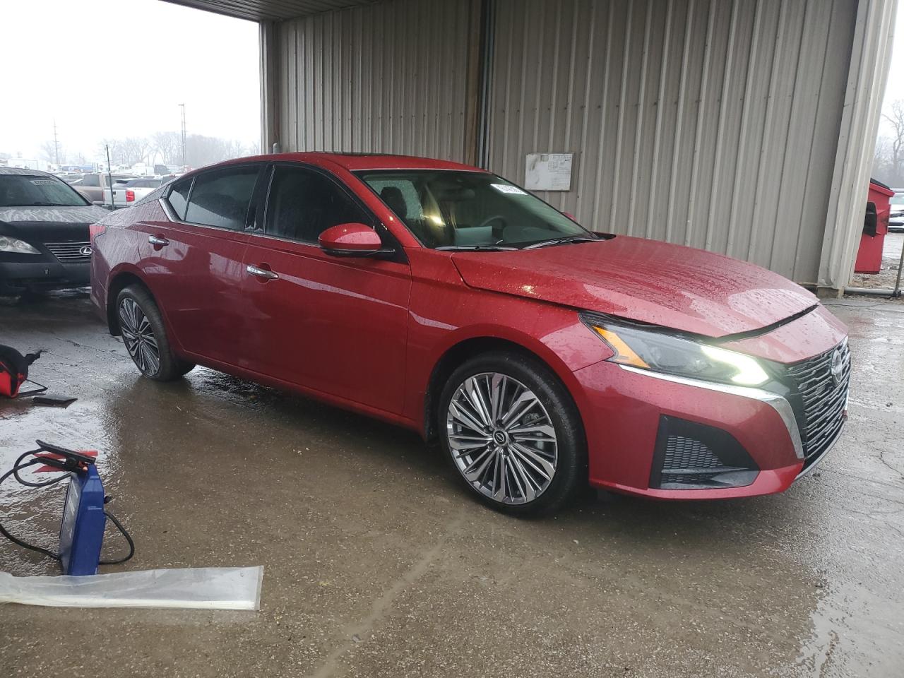 2024 Nissan Altima - Image 4