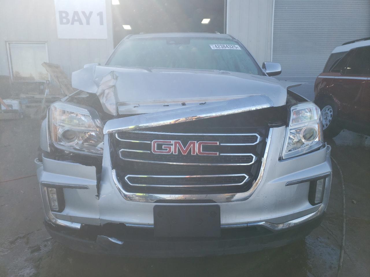 2017 GMC Terrain - Image 5