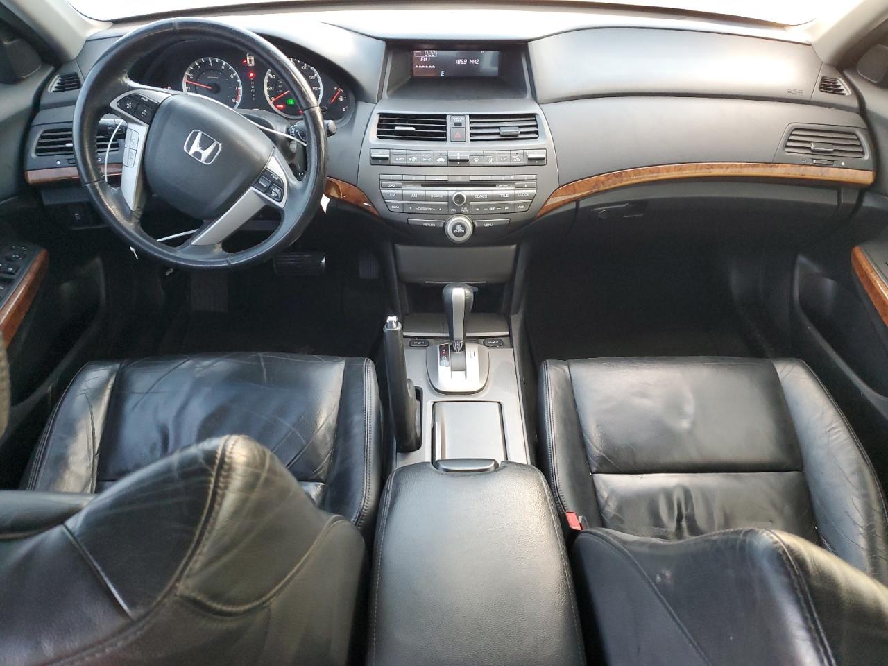 2011 Honda Accord - Image 8
