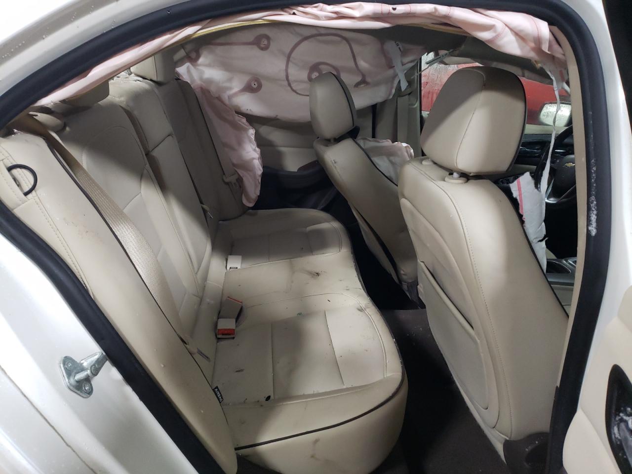 2013 Chevrolet Malibu - Image 10