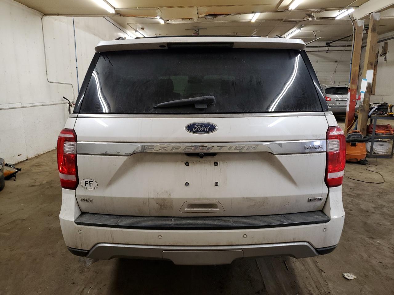 2018 Ford Expedition - Image 6