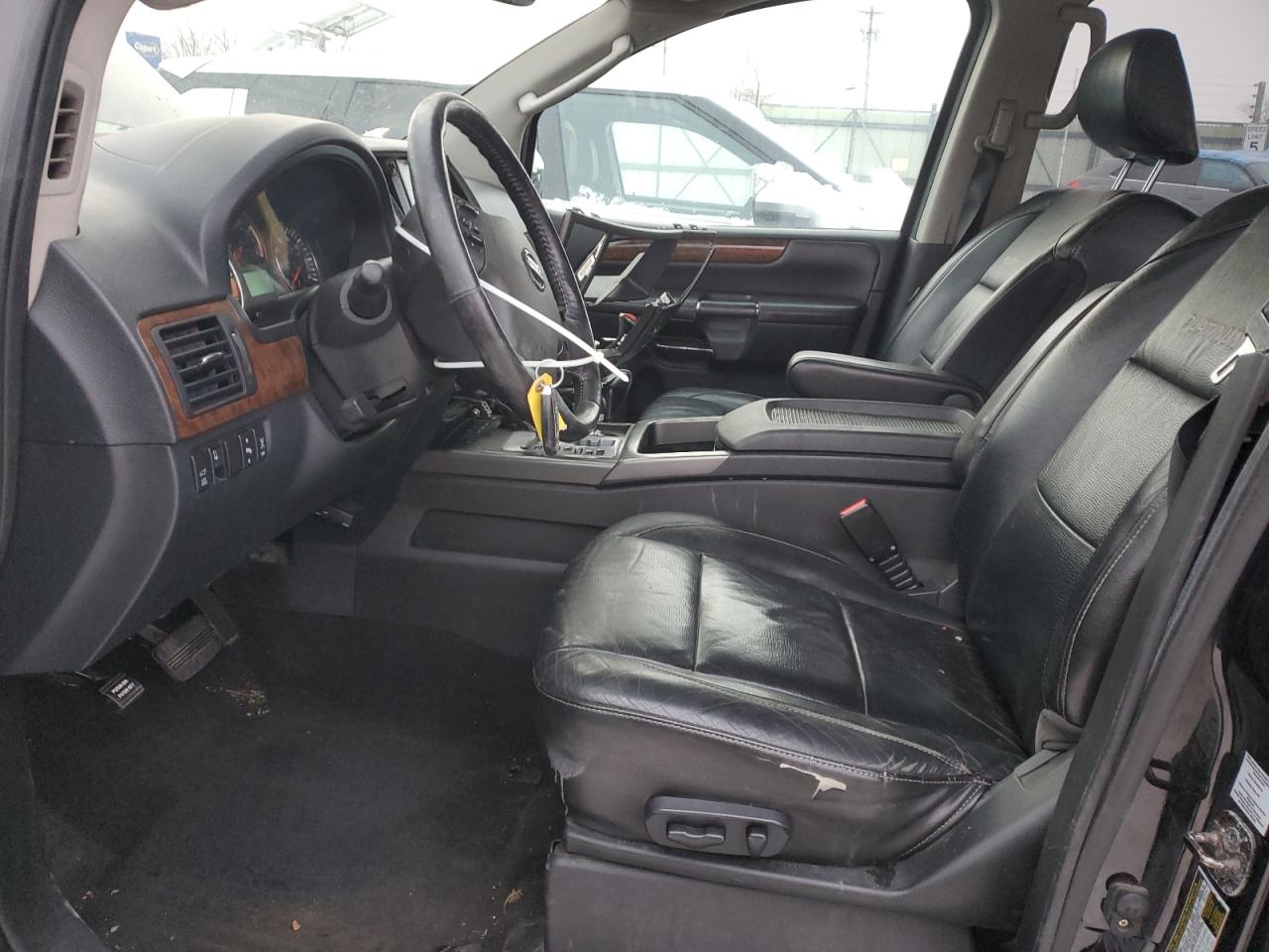 2010 Nissan Armada - Image 7