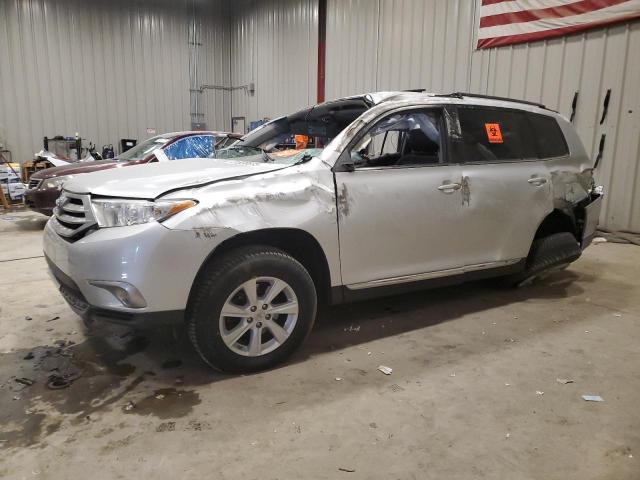 2013 Toyota Highlander Base на продаже в Appleton, WI - All Over