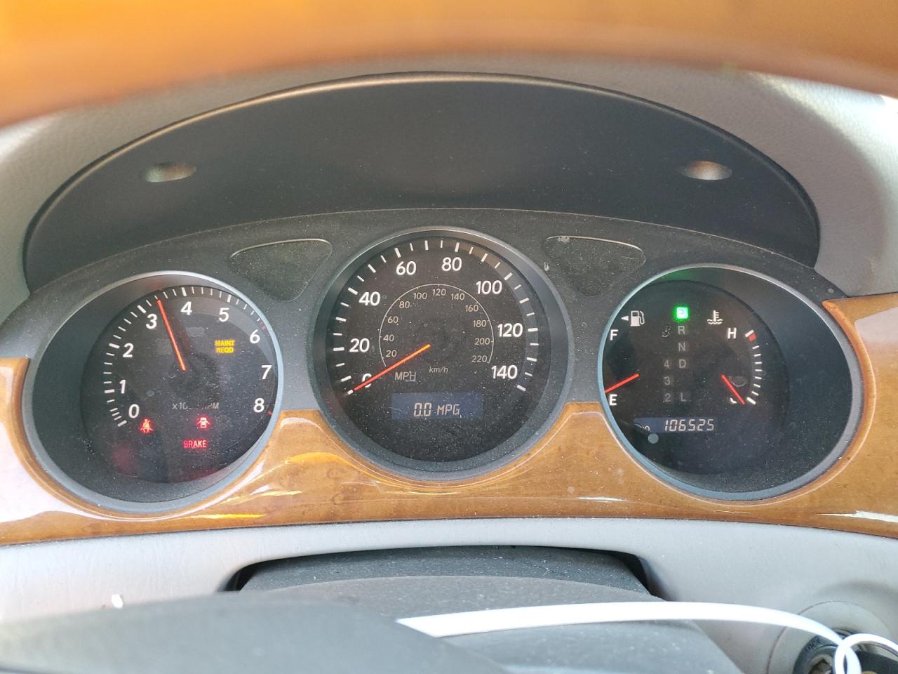 2005 Lexus ES - Image 9