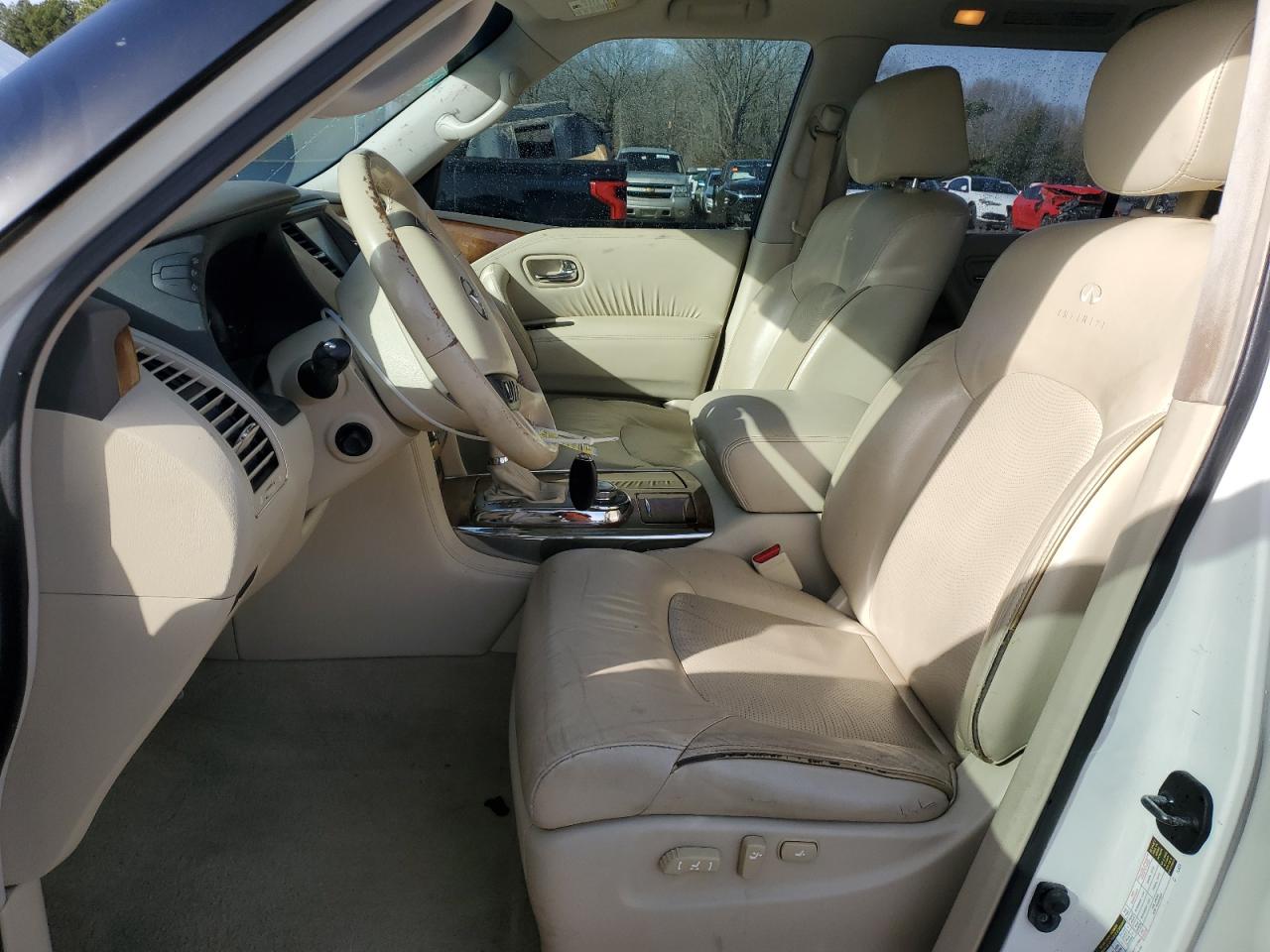 2014 Infiniti QX80 - Image 7