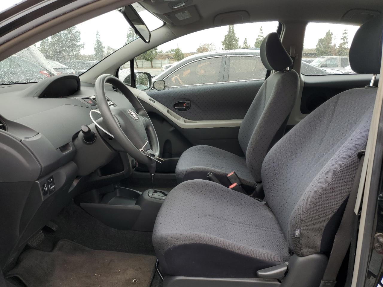 2010 Toyota Yaris - Image 7