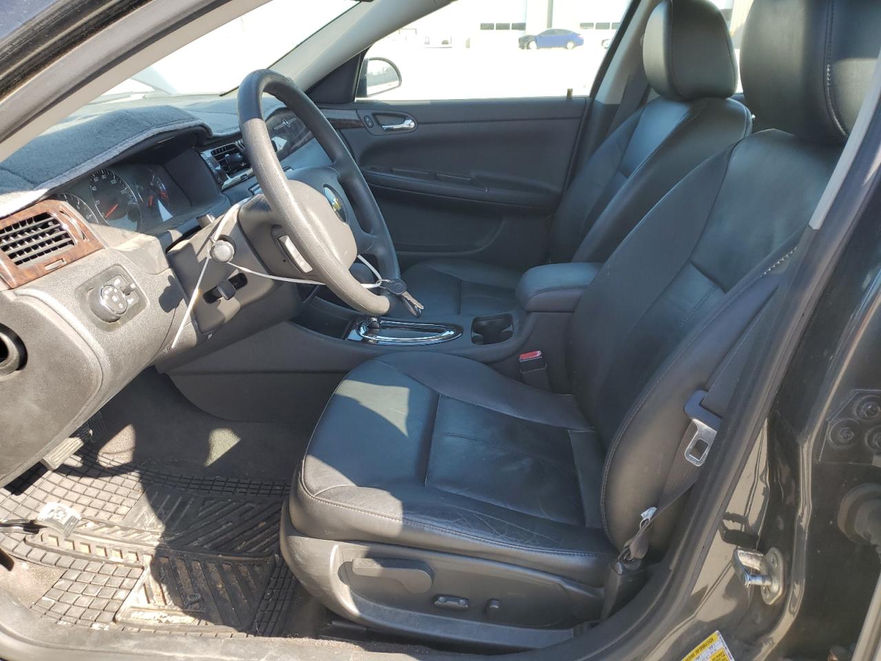 2015 Chevrolet Impala - Image 7
