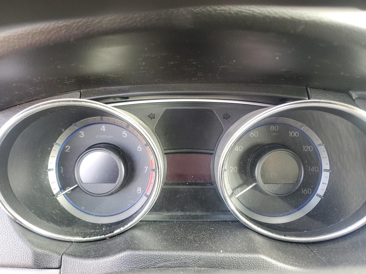 2013 Hyundai Sonata - Image 9