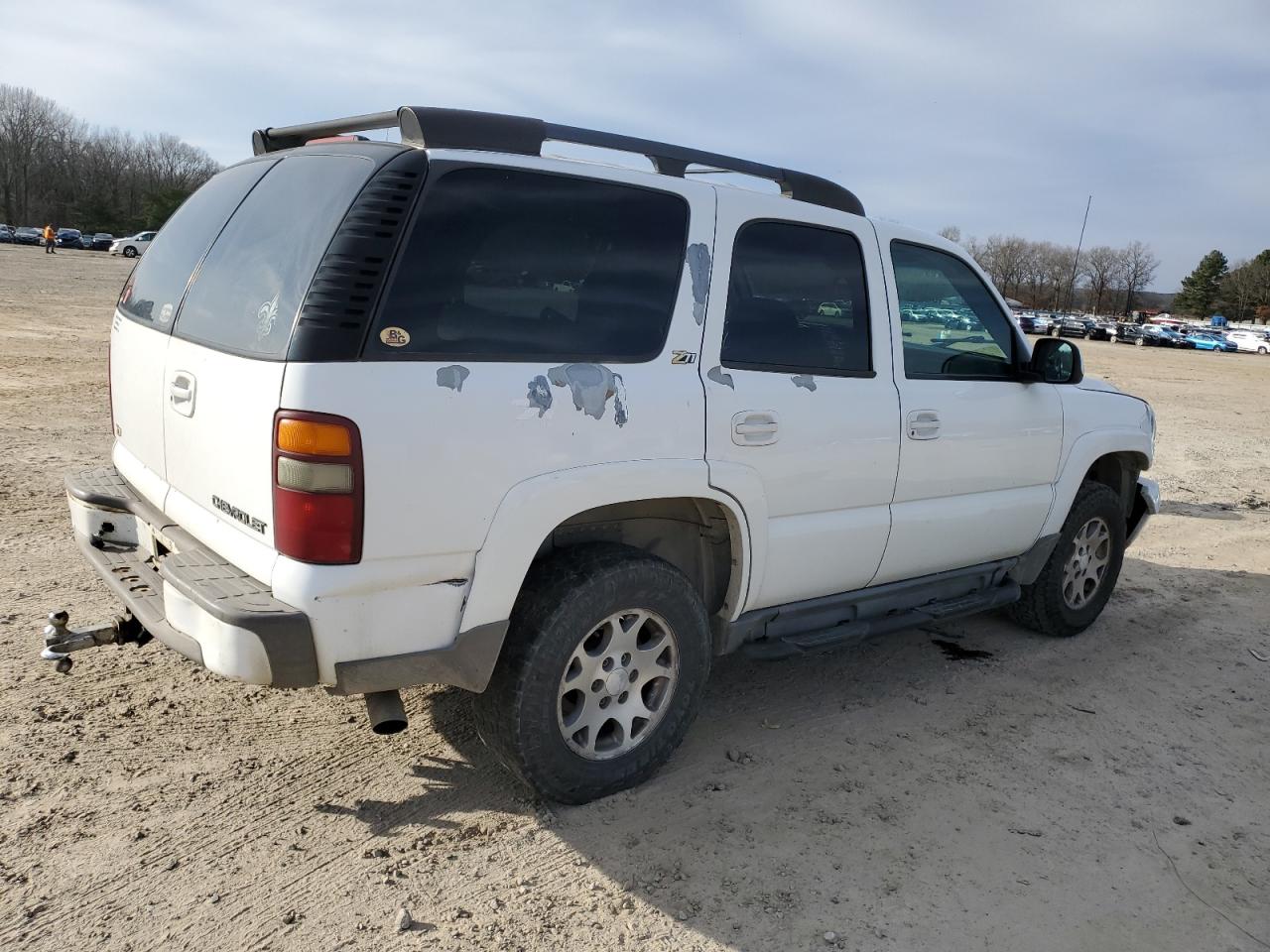 2001 Chevrolet Tahoe - Image 3
