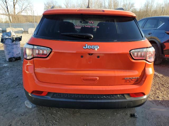  JEEP COMPASS 2018 Оранжевый