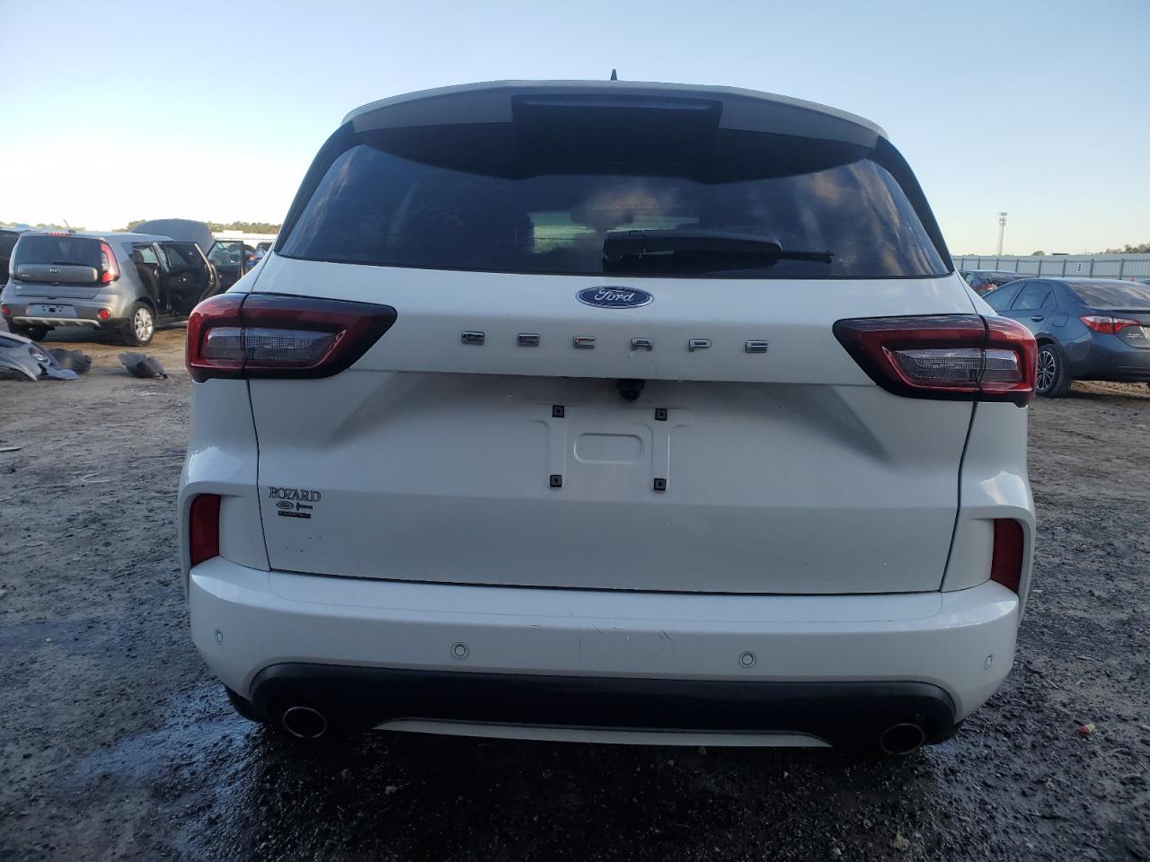 2023 Ford Escape - Image 6