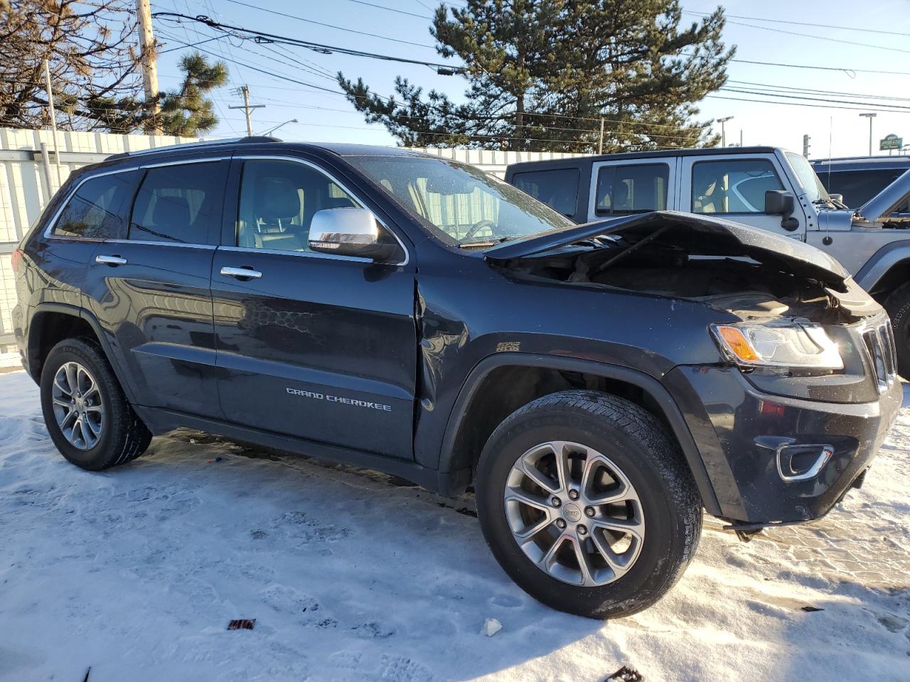 2015 Jeep Grand Cherokee - Image 4