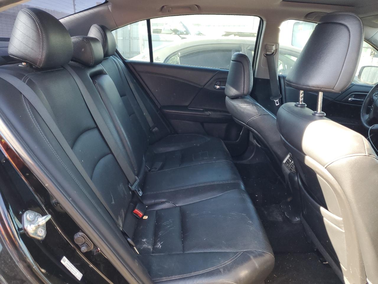 2014 Honda Accord - Image 10