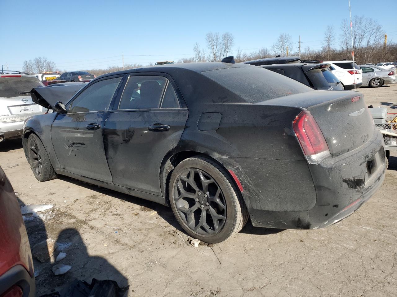 2019 Chrysler 300 - Image 2