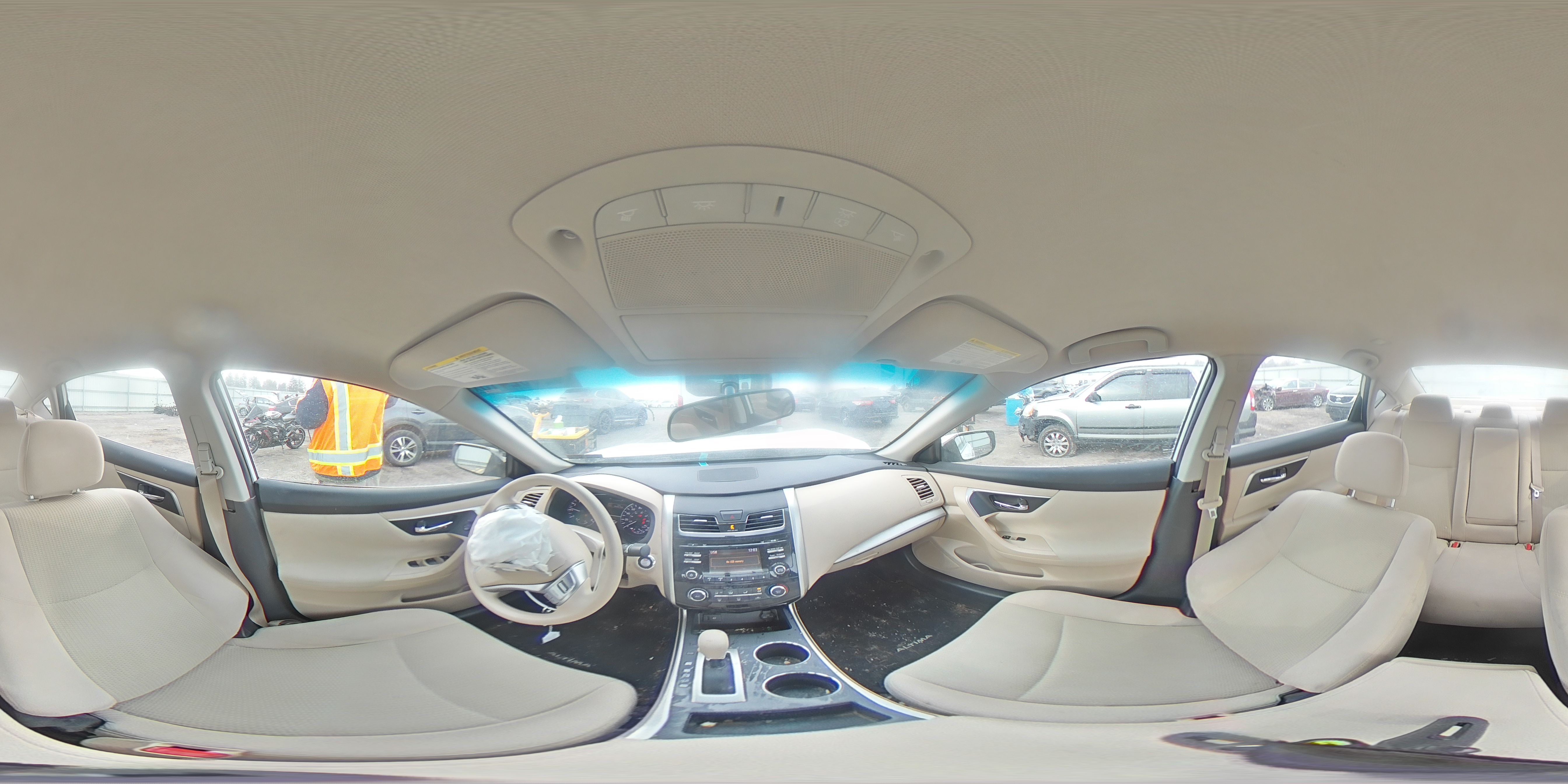 2015 Nissan Altima - Image 12